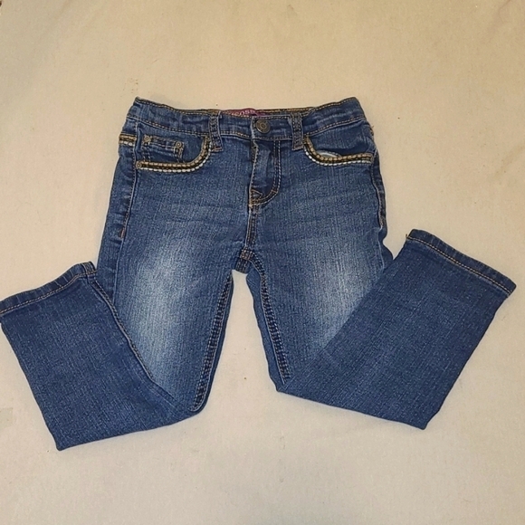 Vigoss 6X girl jeans with star embellishments on back packets - Picture 1 of 10